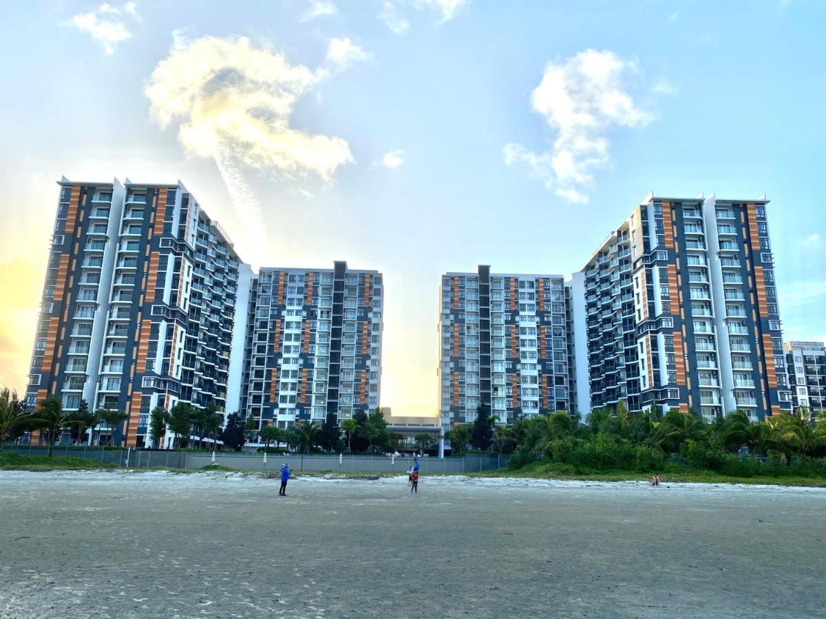 Timurbay By Seascape Kuantan Exterior photo