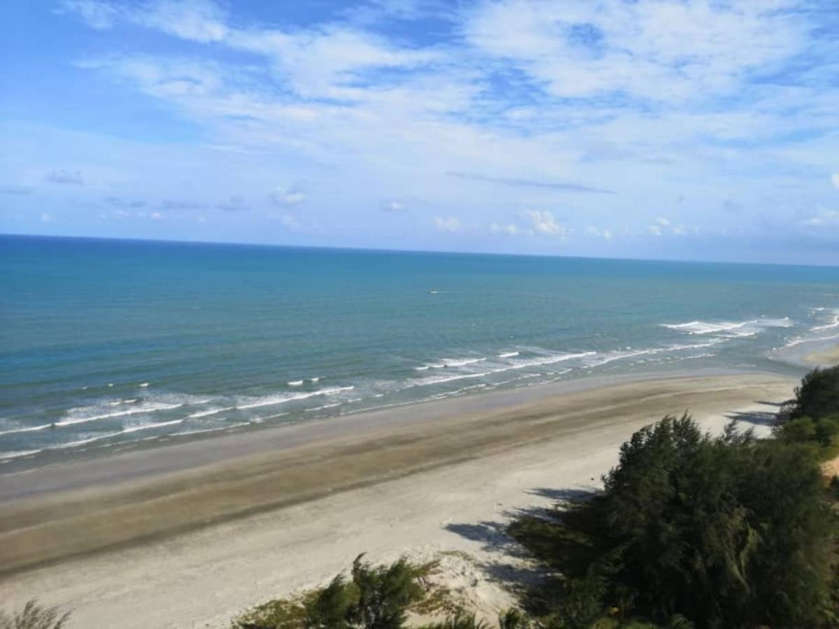 Timurbay By Seascape Kuantan Exterior photo